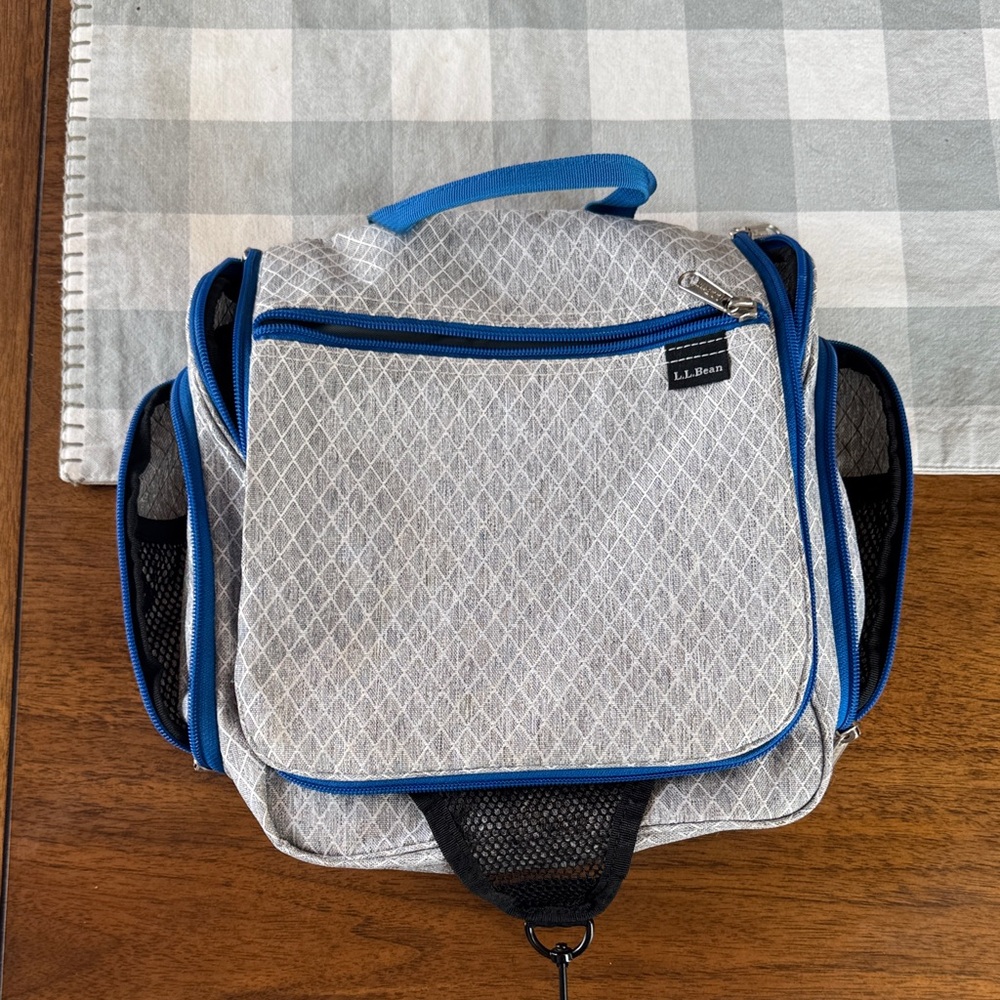 L.L. Bean Gray Quilted Cosmetic Travel Tote with Blue Trim